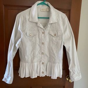 Beautiful Chico’s white denim & lace jacket, sz large
